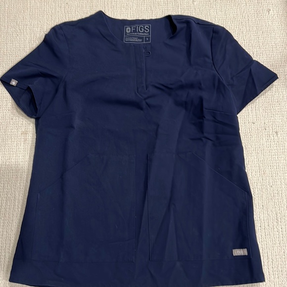 Figs scrub top - Picture 1 of 3